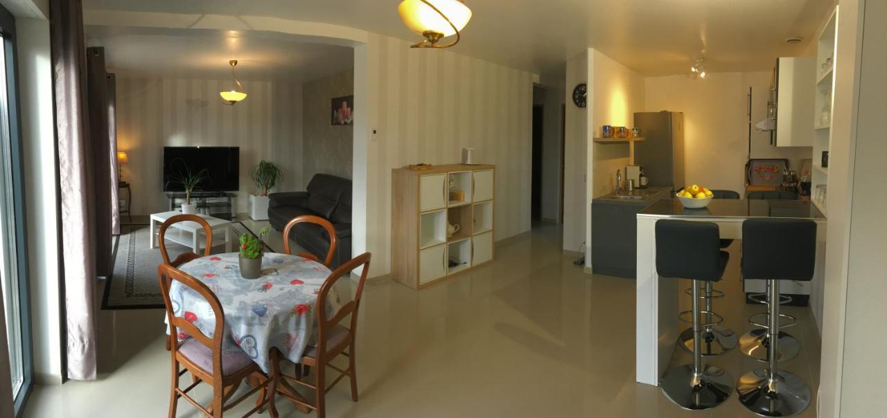 Appart près de Meaux Chambry Esterno foto